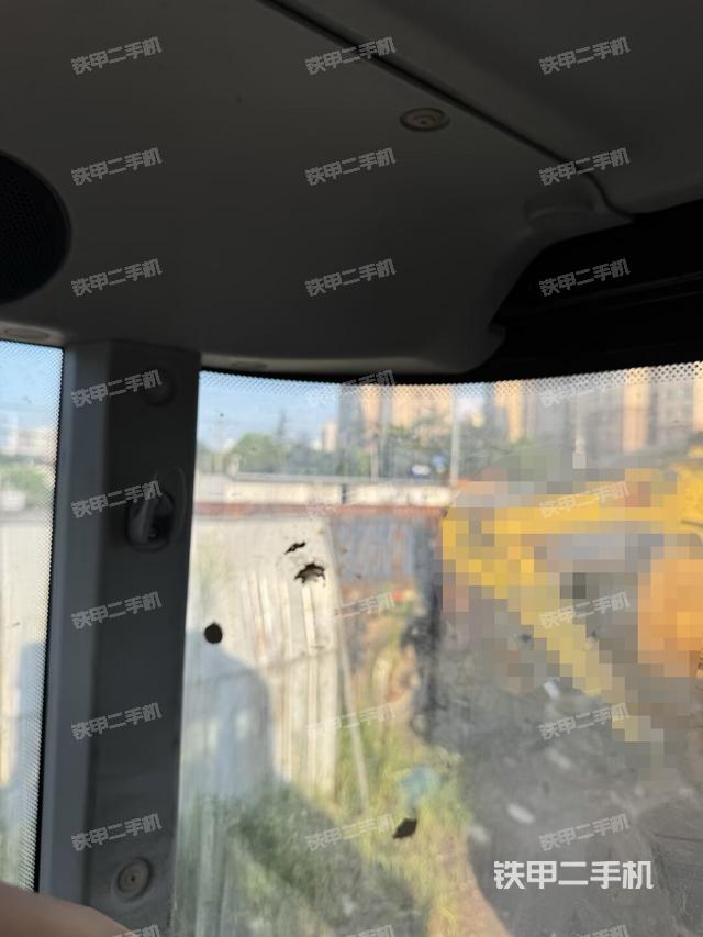 后窗玻璃角標(biāo)（駕駛室部分）