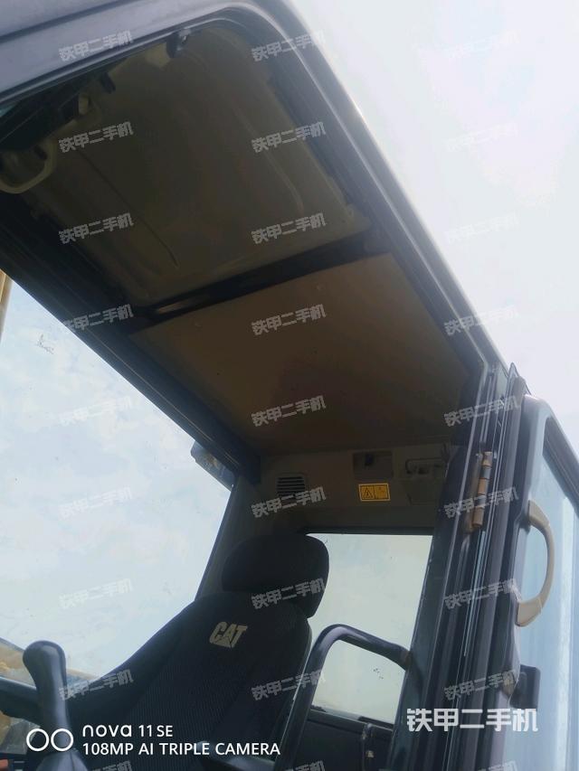 頂棚整體（駕駛室部分）