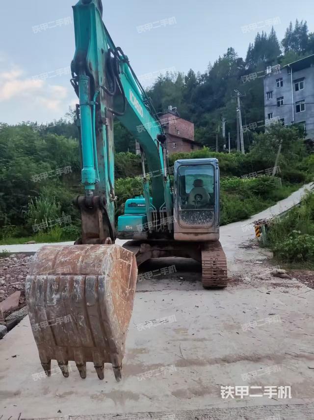 神钢SK140LC-8挖掘机