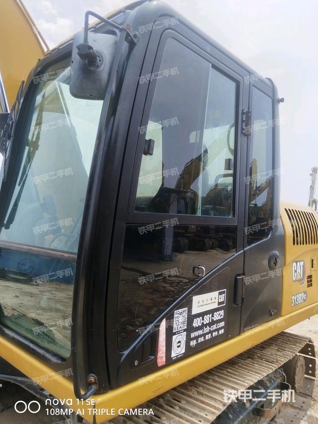 駕駛室左前45度（駕駛室部分）