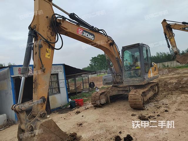 徐工XE135D挖掘机
