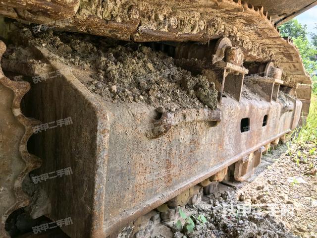 右側(cè)履帶整體（行走機(jī)構(gòu)）