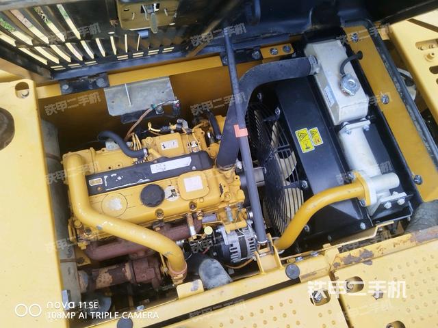 发动机整体俯视（整机外观）