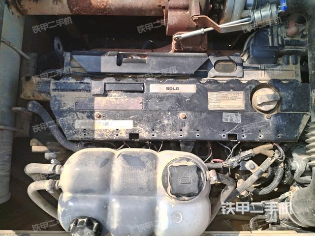 气门室盖螺丝特写（上车部件）