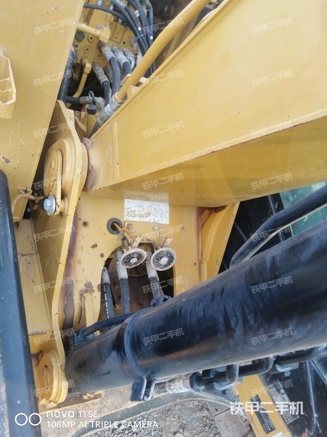 大臂根部?斜視（工作和回轉(zhuǎn)裝置）