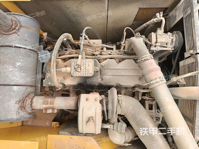 发动机室（上车部件）