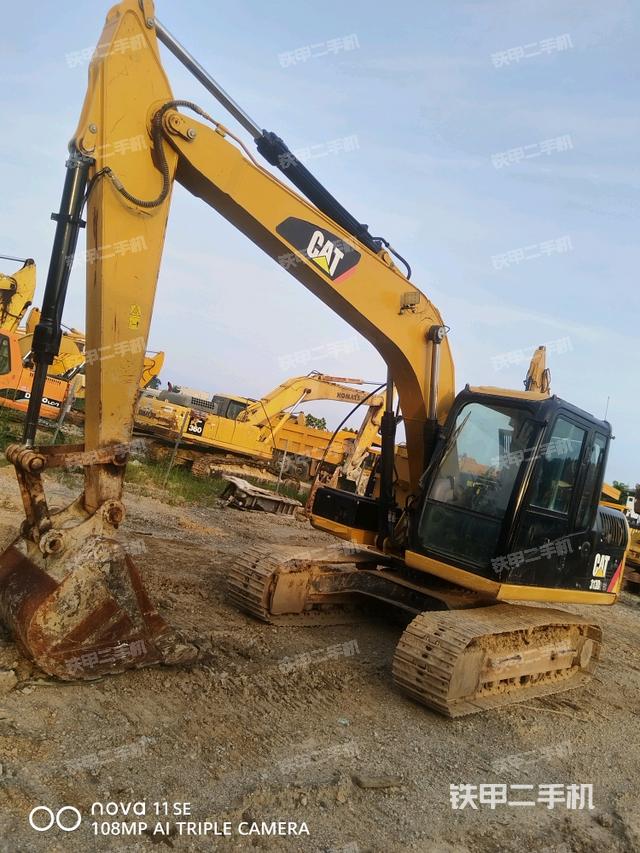 卡特彼勒CAT®313D2 GC 小型液压挖掘机