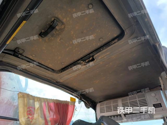 右側(cè)玻璃角標(biāo)（駕駛室部分）