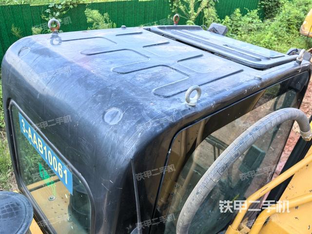 駕駛室頂部俯視（上車部件）