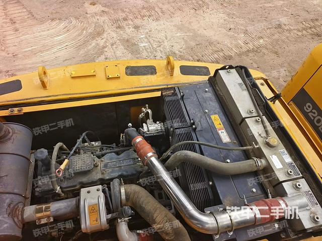 發(fā)動(dòng)機(jī)整體俯視（整機(jī)外觀）