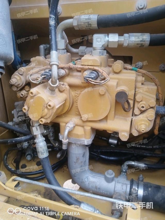 液壓泵斜45?左（大件艙室）