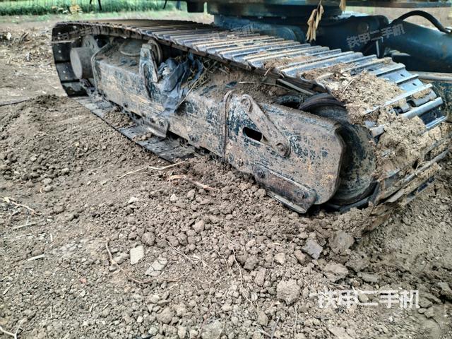 左侧履带整体 （行走机构）