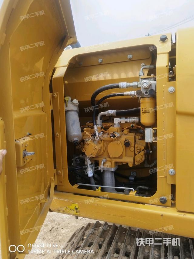 液壓泵室（大件艙室）