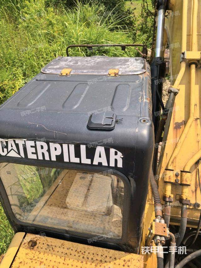 駕駛室頂部俯視（上車部件）