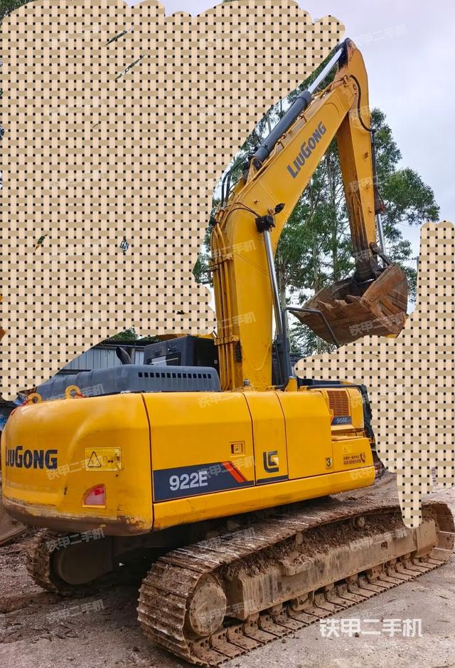 柳工CLG922E挖掘機(jī)