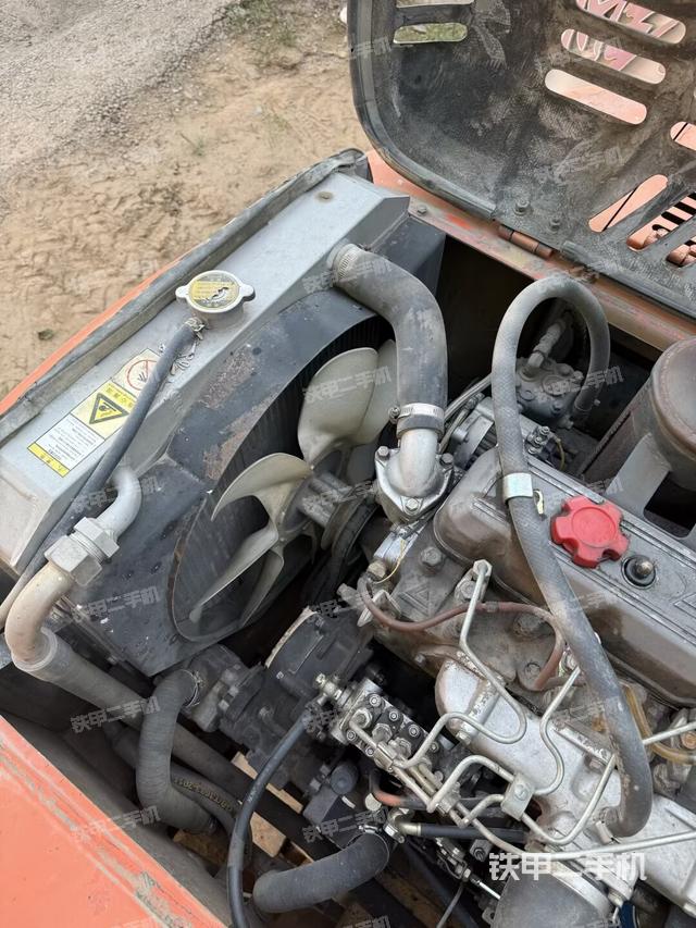 发动机整体俯视（整机外观）