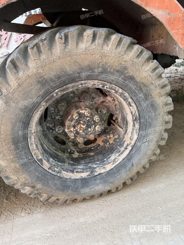 单侧履带整体（整机外观）