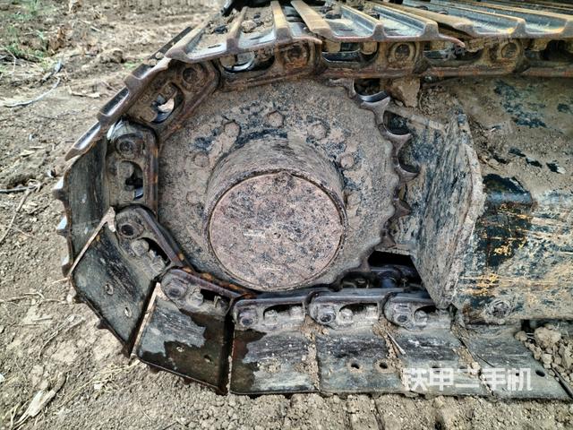 左驱动轮（行走机构）