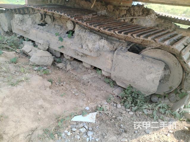 左侧履带整体 （行走机构）