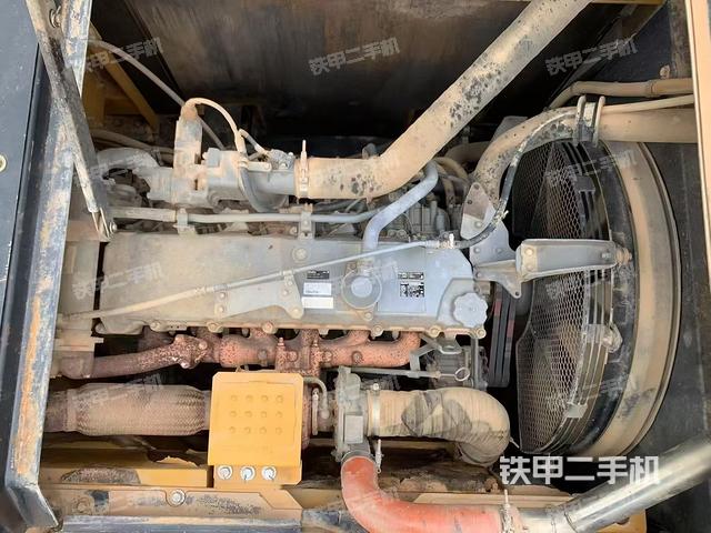 發(fā)動機(jī)整體俯視（整機(jī)外觀）