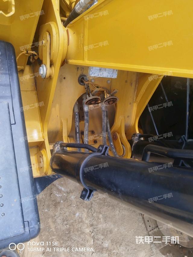 回轉(zhuǎn)馬達(dá)（上車部件）