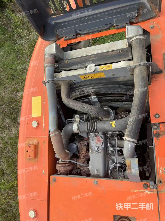 發(fā)動(dòng)機(jī)整體俯視（整機(jī)外觀）