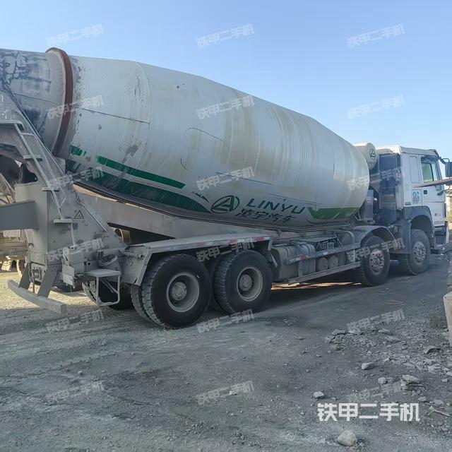 整機(jī)右側(cè)(設(shè)備外觀及核心部件) 整機(jī)右側(cè)(設(shè)備外觀及核心部件)