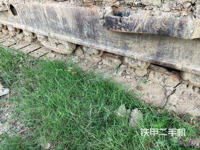 單側(cè)履帶整體（整機(jī)外觀）