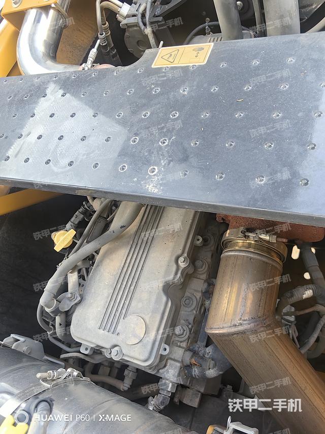 發(fā)動機整體俯視(整機外觀) 發(fā)動機整體俯視(整機外觀)