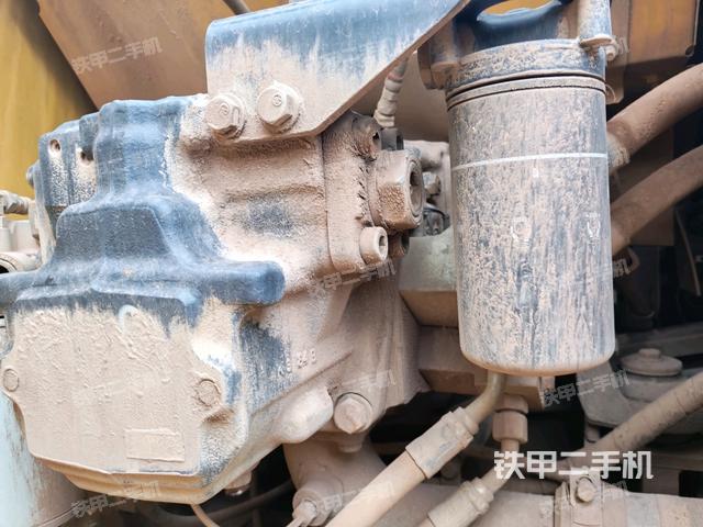 液壓泵斜45?左（大件艙室）