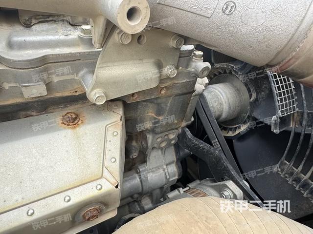 水箱+風(fēng)扇特寫(上車部件) 水箱+風(fēng)扇特寫(上車部件)