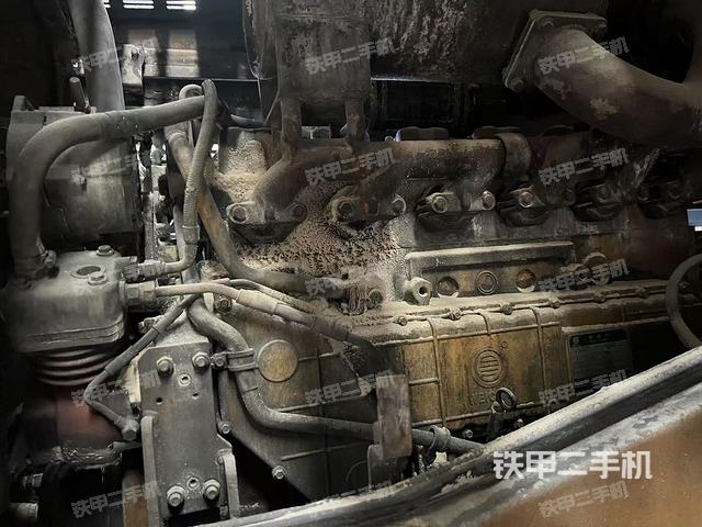 發(fā)動機(jī)左側(cè)(整機(jī)外觀及大件) 發(fā)動機(jī)左側(cè)(整機(jī)外觀及大件)