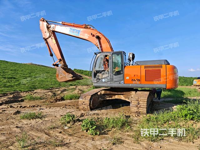 大臂根部?斜視（工作和回轉(zhuǎn)裝置）