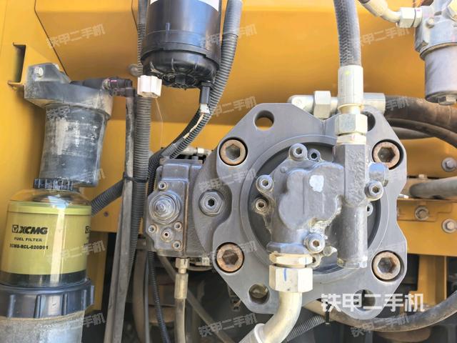 液壓泵斜45?左（大件艙室）