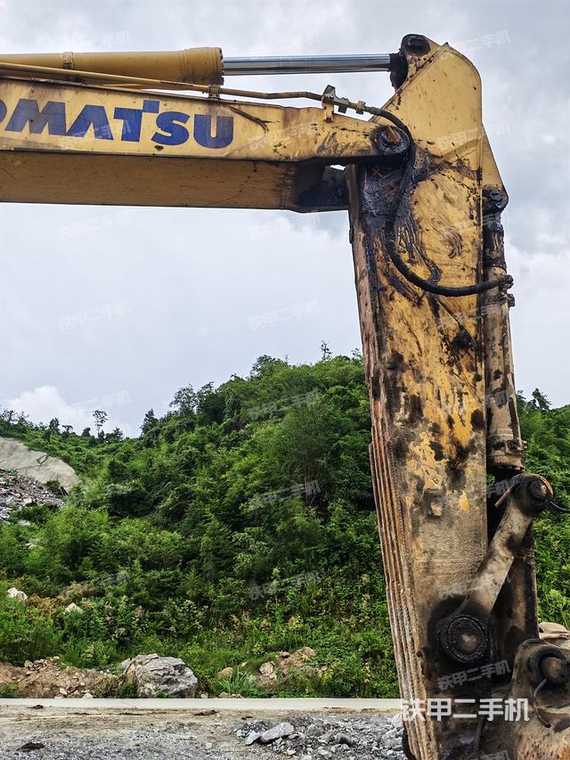 小臂整體右前（工作和回轉(zhuǎn)裝置）