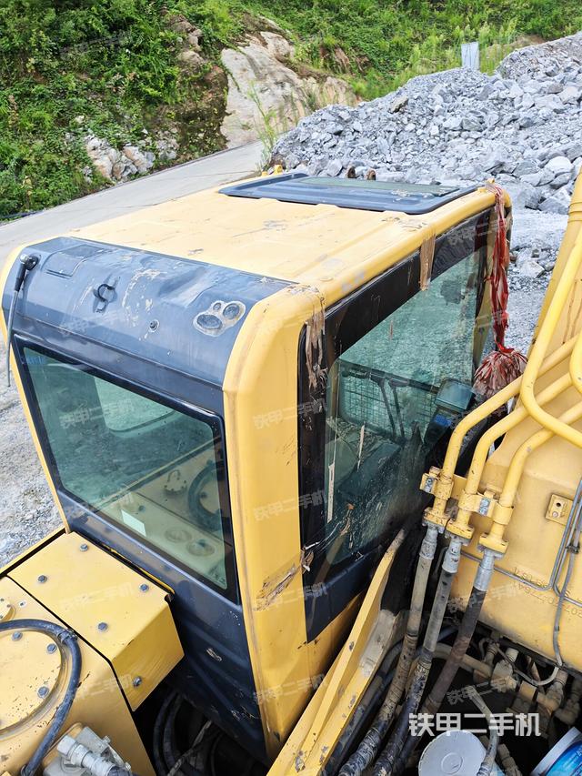 駕駛室頂部俯視（上車部件）