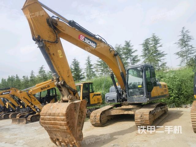 徐工XE215DA挖掘机