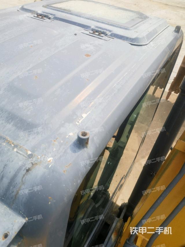 駕駛室頂部（整機(jī)外觀）