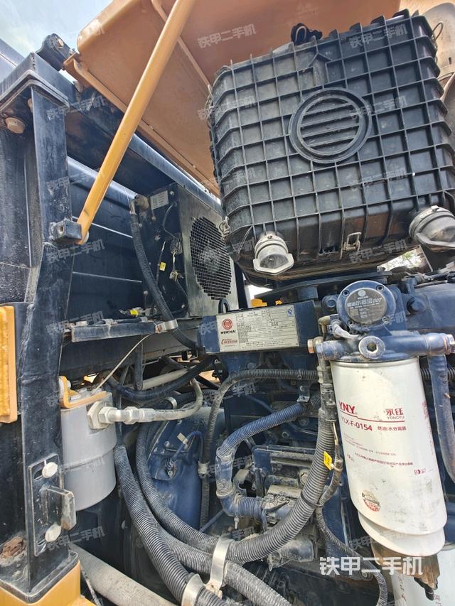 發(fā)動機(jī)側(cè)面2（動力系統(tǒng)）