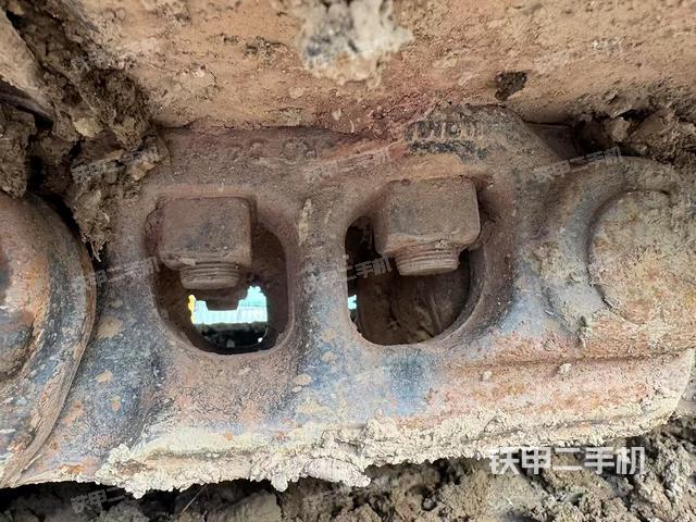 单侧履带整体（整机外观）