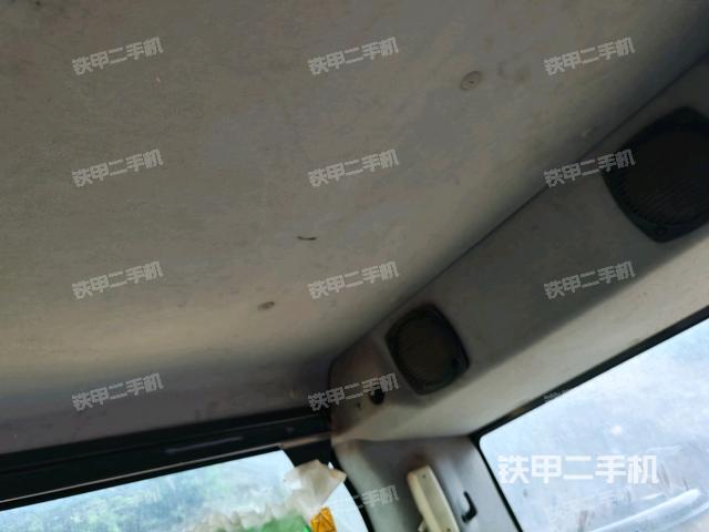 座椅后部（駕駛室部分）