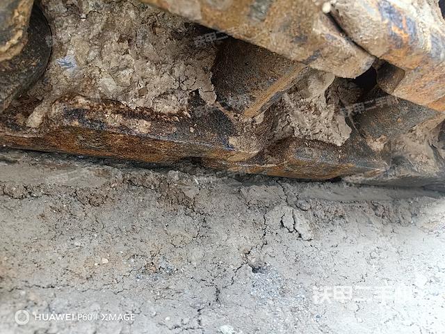 單側履帶整體(整機外觀) 單側履帶整體(整機外觀)