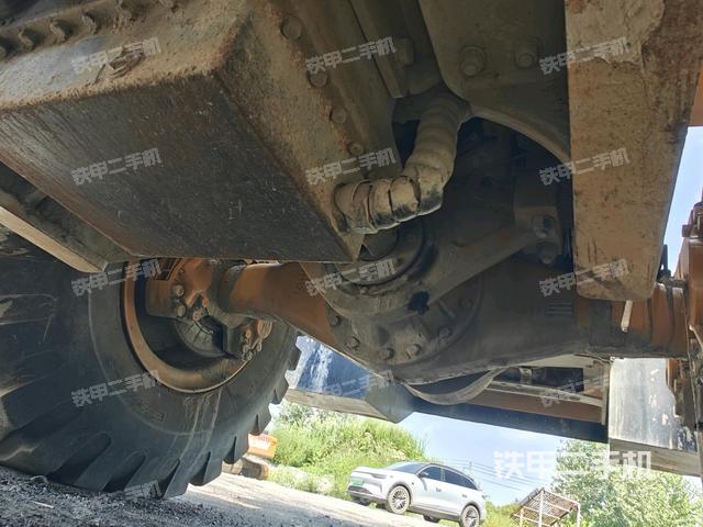 前驅(qū)動橋（液壓/傳動系統(tǒng)）