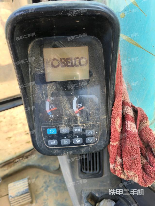 后窗玻璃角標(biāo)（駕駛室部分）