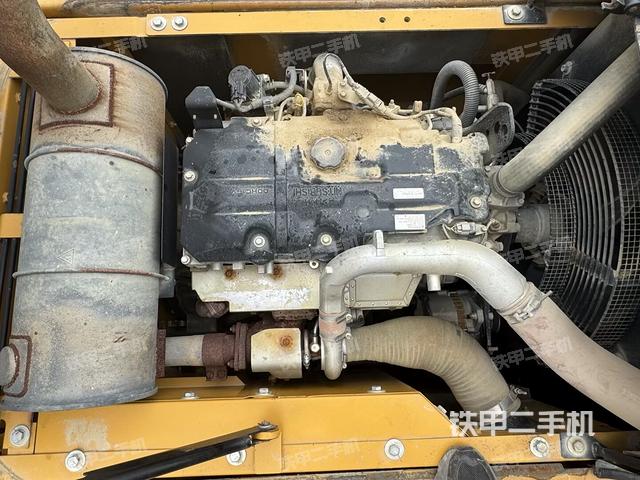 發(fā)動機室(上車部件) 發(fā)動機室(上車部件)