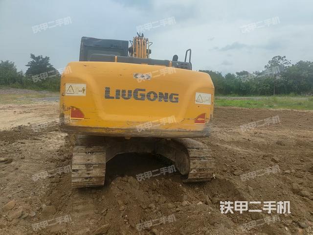 整機(jī)右后45°（整機(jī)外觀）