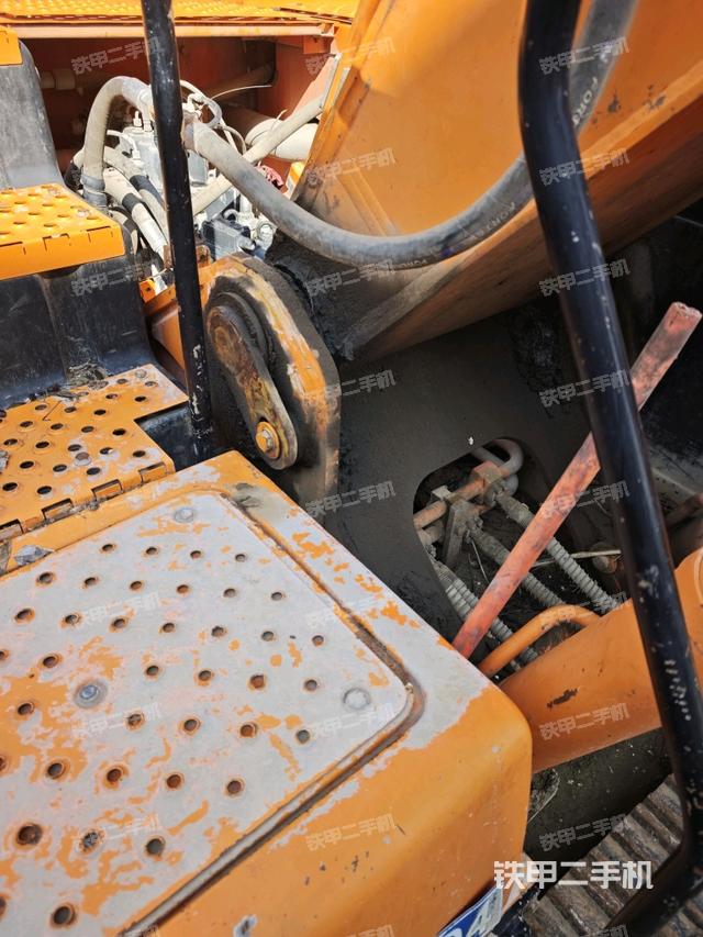 大臂根部?斜視（工作和回轉(zhuǎn)裝置）