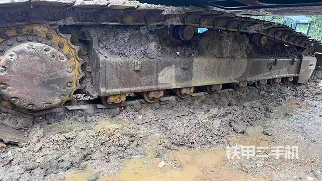 单侧履带整体（整机外观）