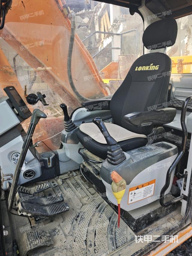 顯示屏?（駕駛室部分）