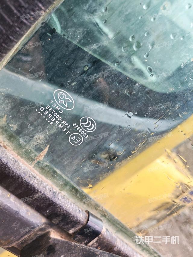 駕駛室左后45度（駕駛室部分）